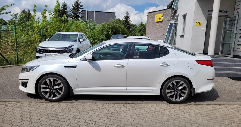 Kia Optima cena 40000 przebieg: 269220, rok produkcji 2015 z Białystok małe 37